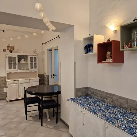 Apartmán Parthenope's House *