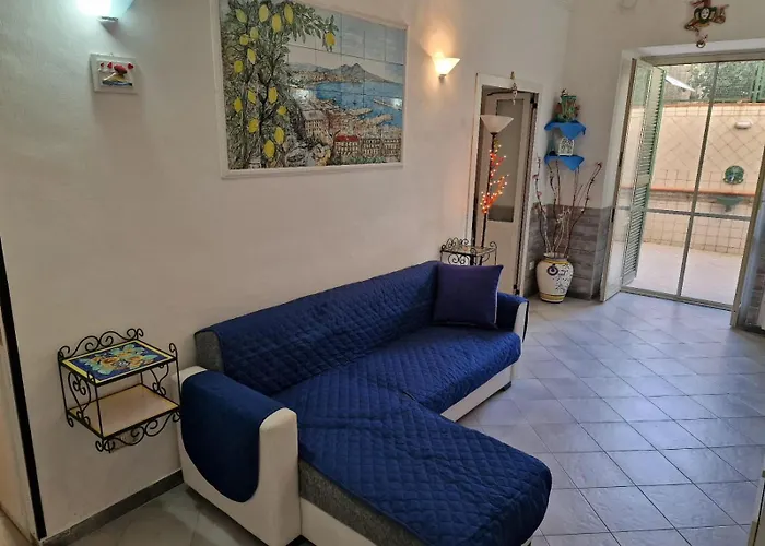 Parthenope's House Apartmán *